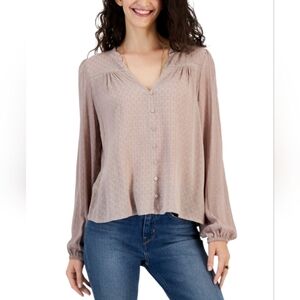 Hippie Rose Juniors Blush Long Sleeve Cropped Top vneck button front detail Text